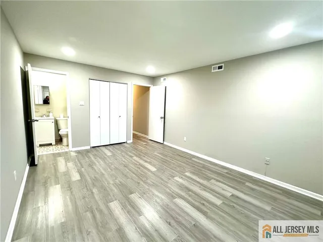 $2,400 | 1310 Bradley Court, Princeton, NJ 08540