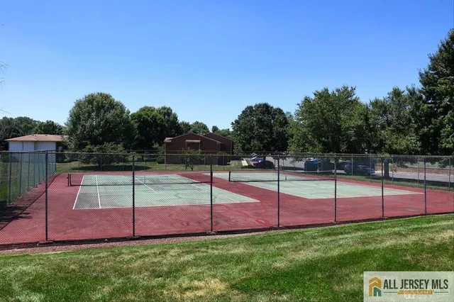 $2,400 | 1310 Bradley Court, Princeton, NJ 08540