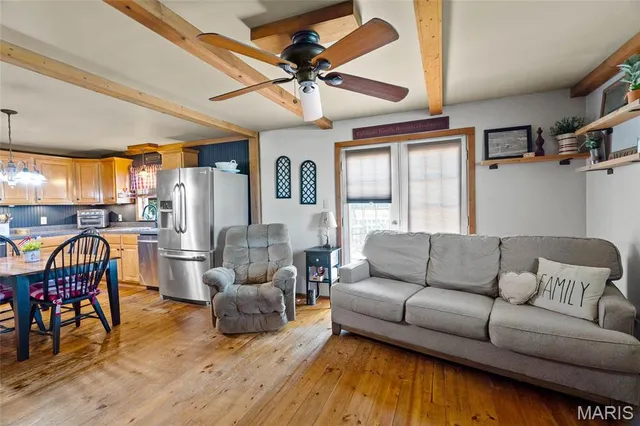 $470,000 | 3616 County Road 2860, Higbee, MO 65257