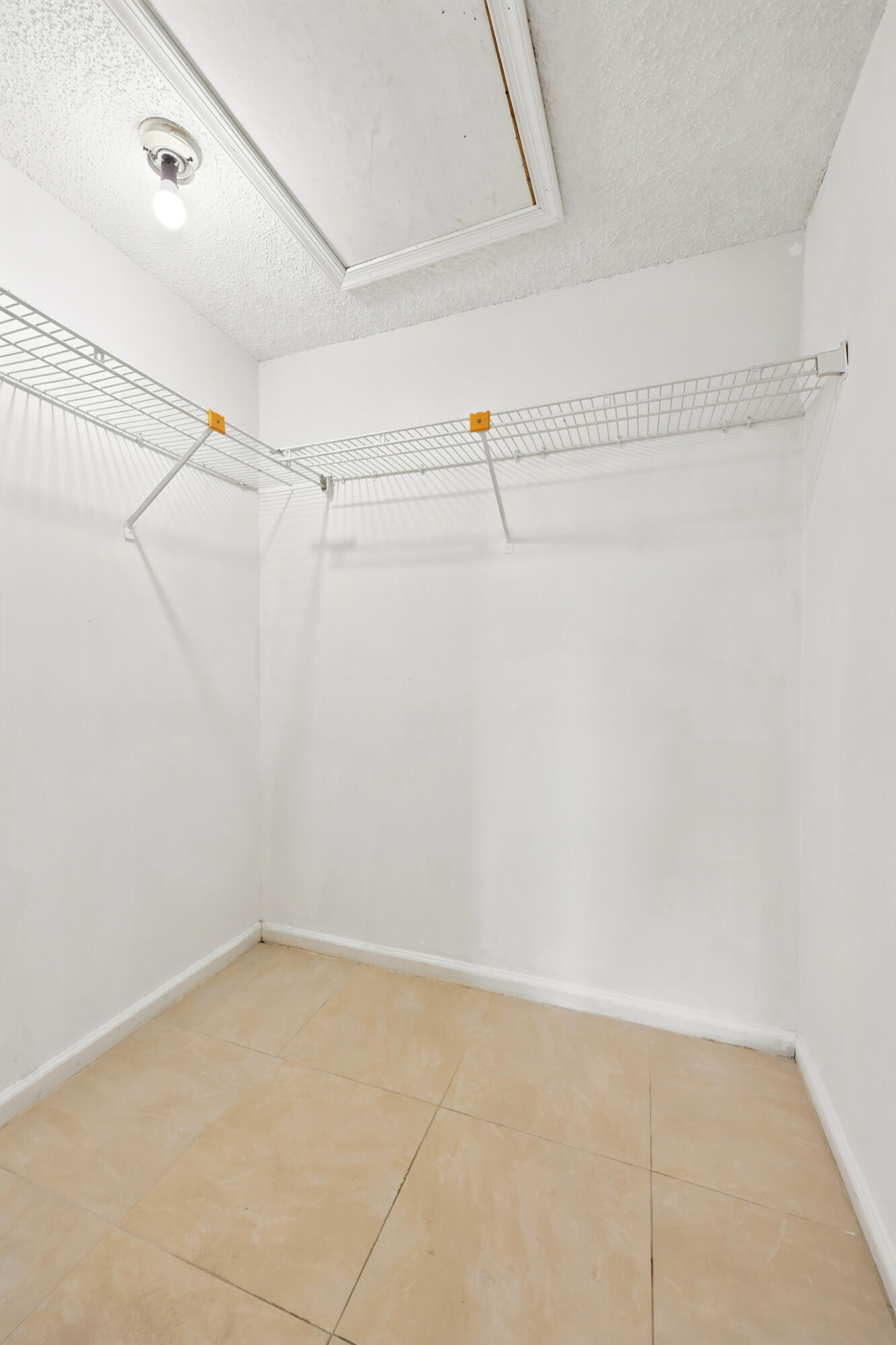 2600 Greenwood Terrace, Unit G201 Boca Raton, FL 33431 - Photo 16 of 35 36_453a0010