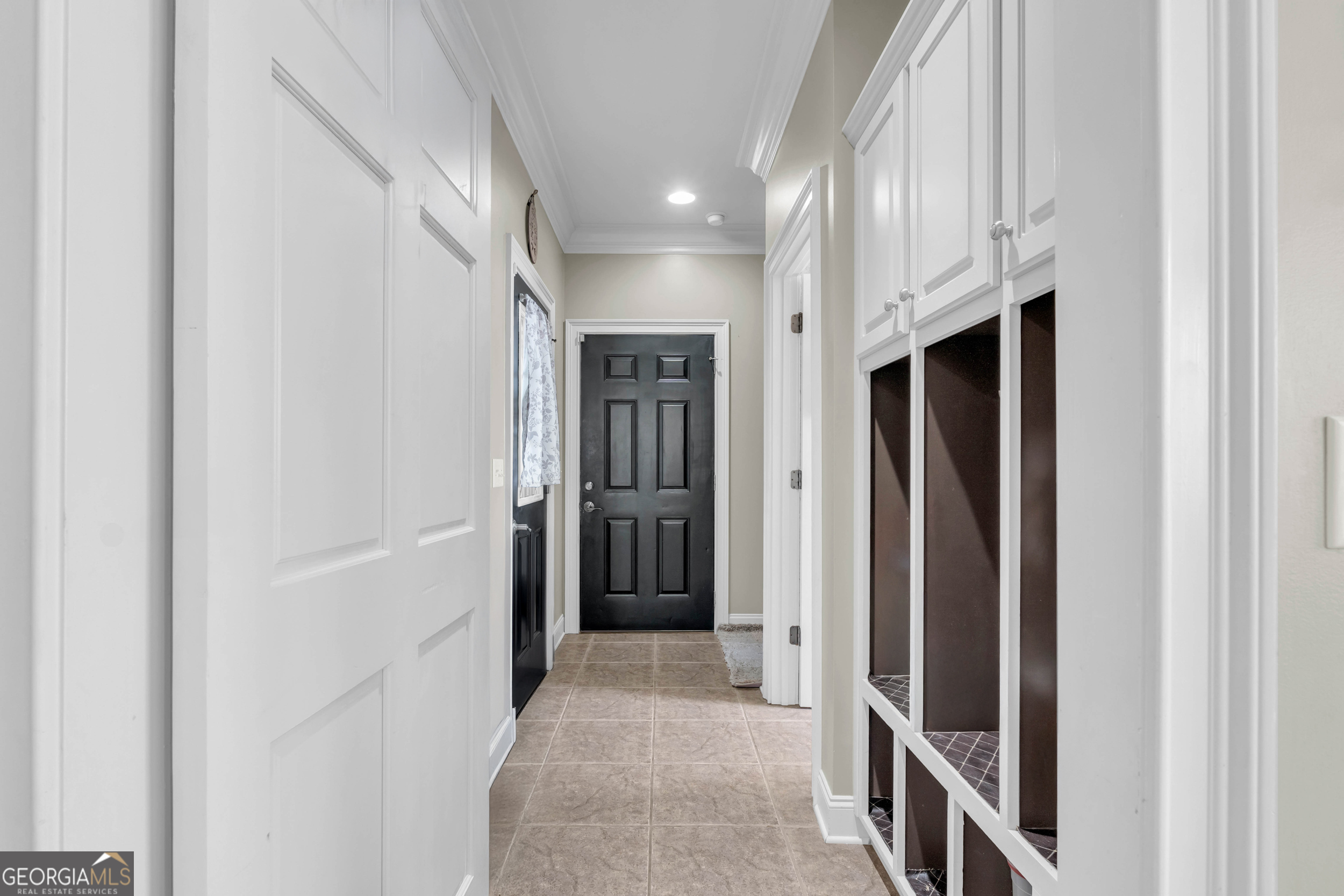 504 Ridge Pointe Lane Cohutta, GA 30710 - Photo 28 of 58 a view of hallway with stainless steel appliances