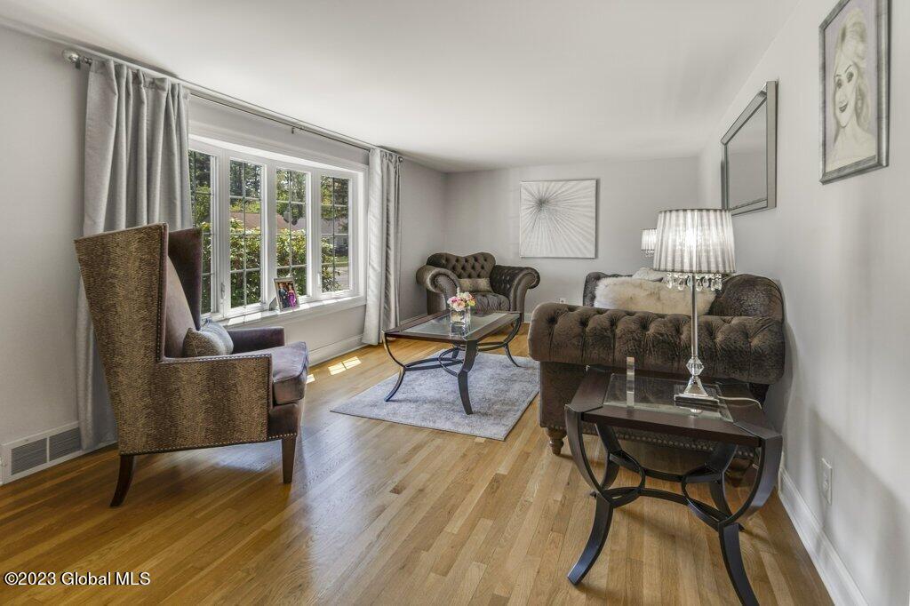 9 Fletcher Road Guilderland, NY 12203 - Photo 2 of 27 Interior 01