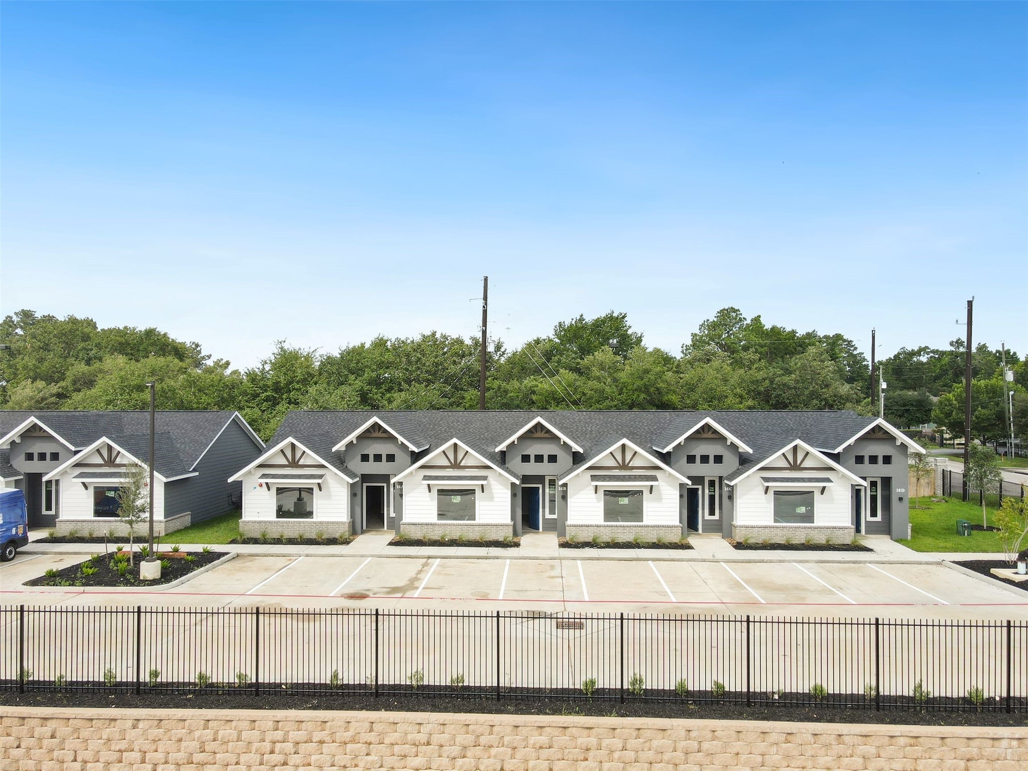 10317 Lake Road, Unit 12D Houston, TX 77070 - Photo 28 of 35