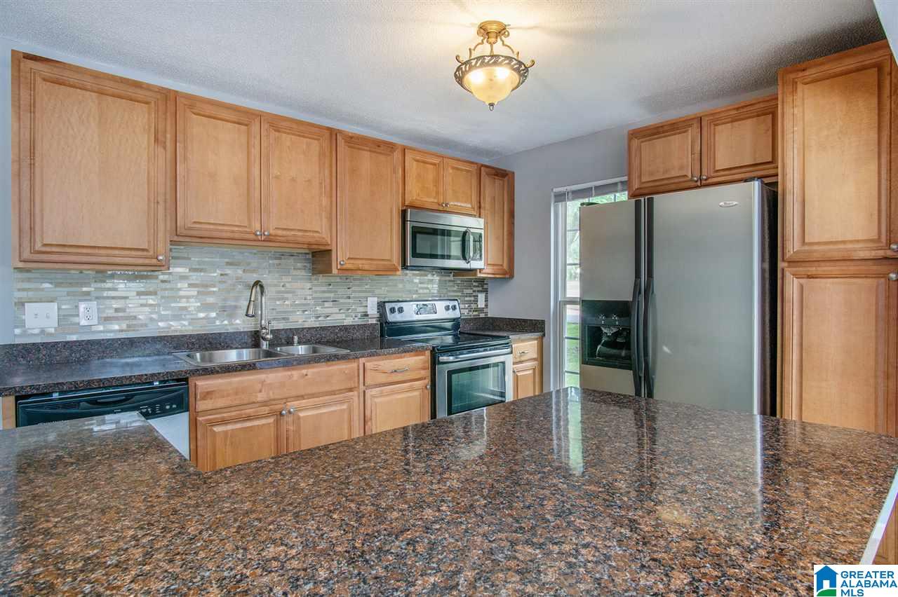 152 Winterhaven Drive Alabaster, AL 35007 - Photo 12 of 38