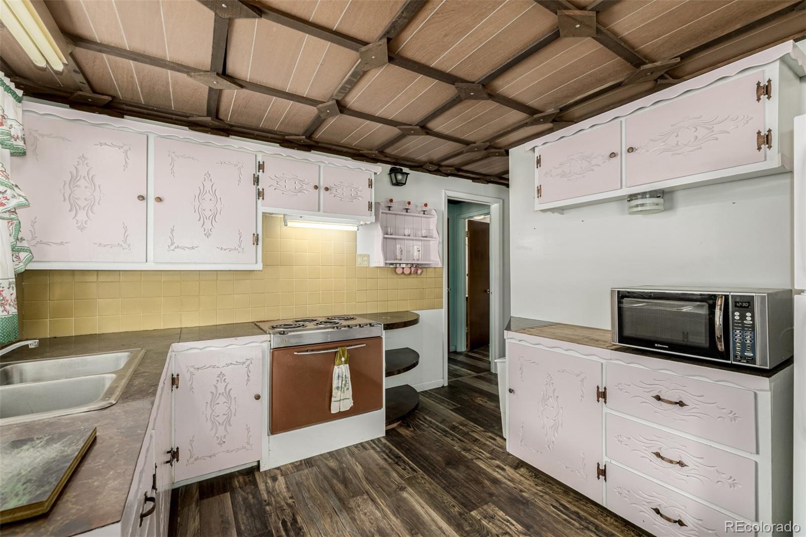 32246 Poudre Canyon Road Bellvue, CO 80512 - Photo 14 of 36