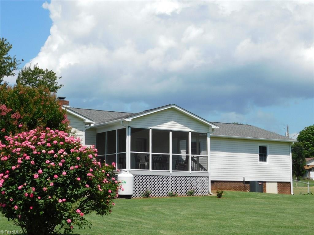 405 Heitman Road Thomasville, NC 27360 - Photo 24 of 25 BACK VIEW OF HEITMAN