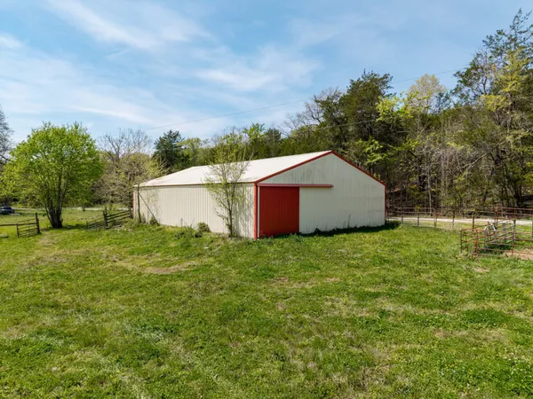 $380,000 | 305 Ingram Road, Pulaski, TN 38478
