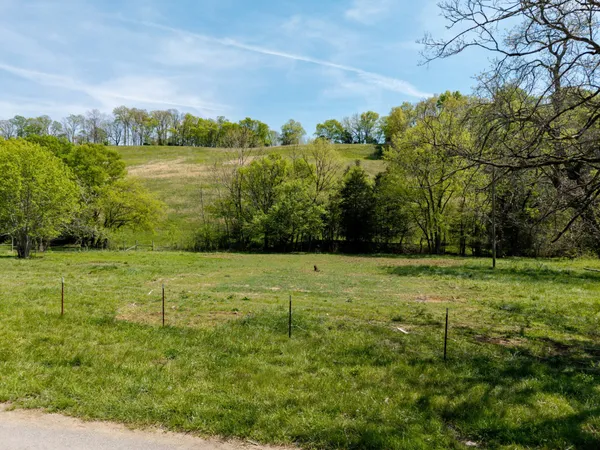 $380,000 | 305 Ingram Road, Pulaski, TN 38478