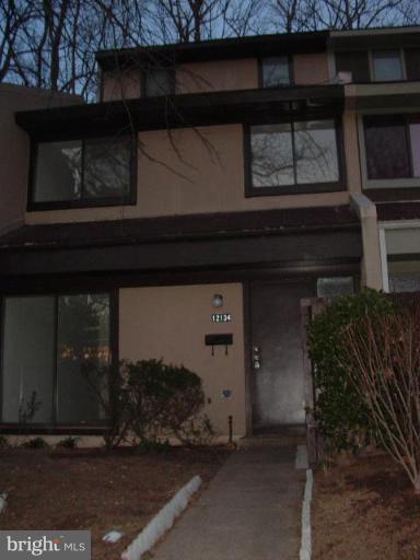 12134 Captiva Court Reston, VA 20191 - Photo 1 of 21 Exterior (Main)