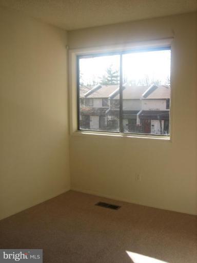 12134 Captiva Court Reston, VA 20191 - Photo 4 of 21 Bedroom #2