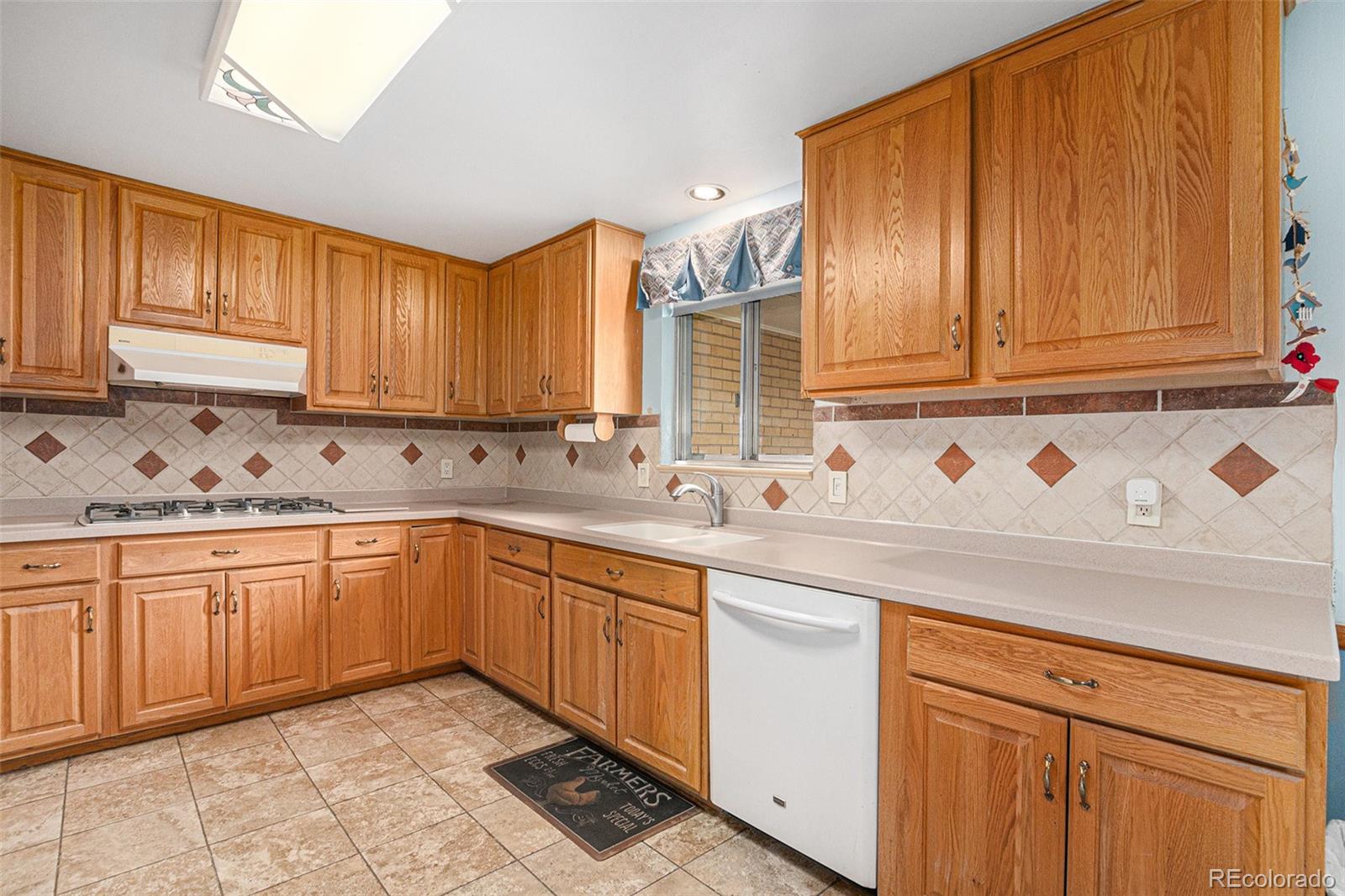 3906 Hoyt Court Wheat Ridge, CO 80033 - Photo 12 of 40