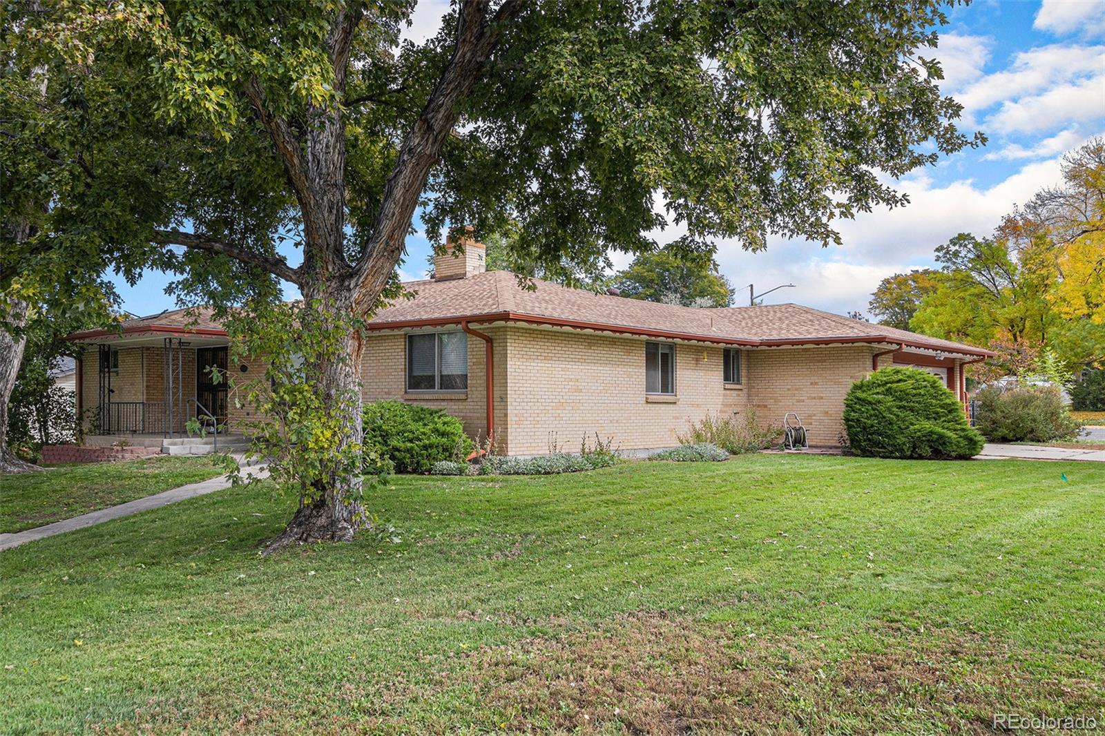 3906 Hoyt Court Wheat Ridge, CO 80033 - Photo 2 of 40