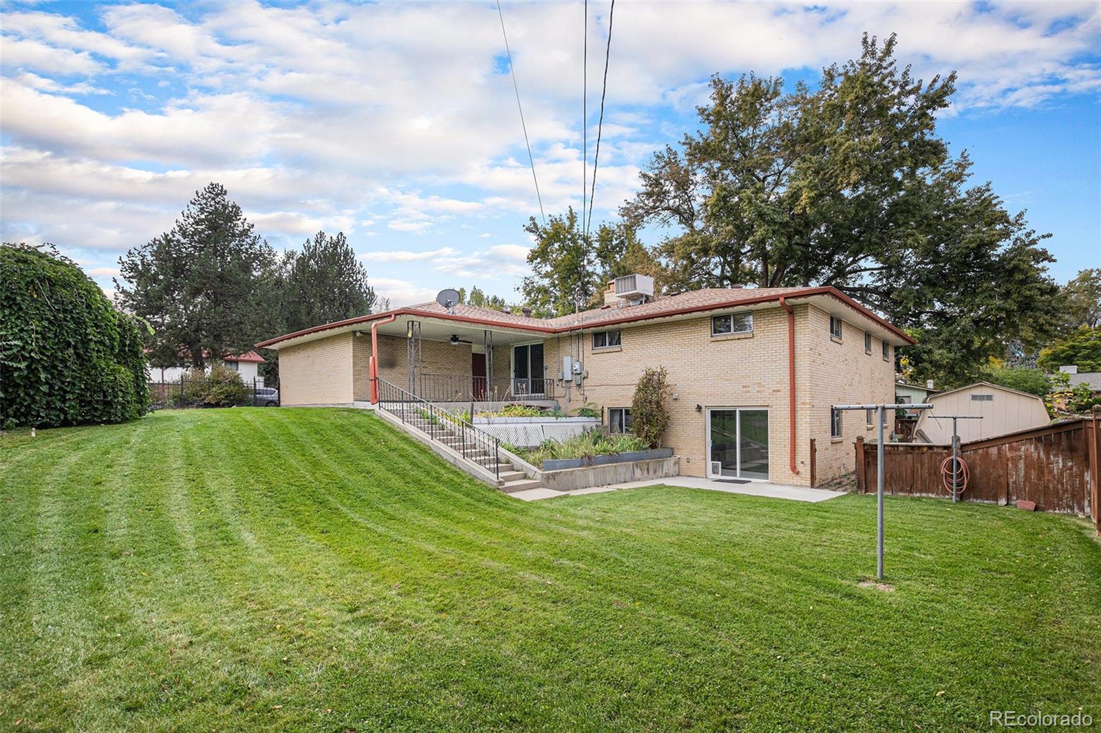3906 Hoyt Court Wheat Ridge, CO 80033 - Photo 3 of 40