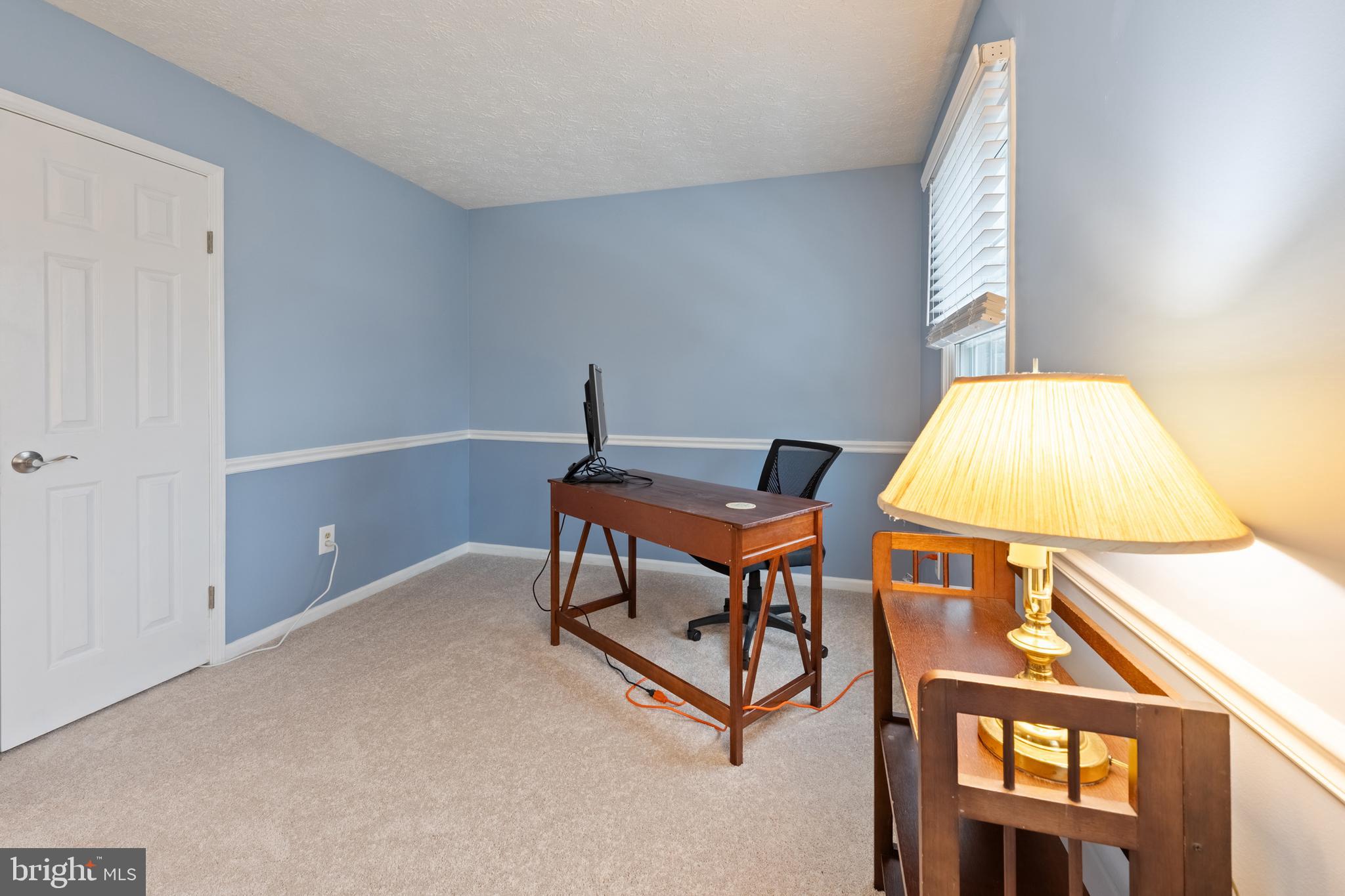 1374 Rock Chapel Road Herndon, VA 20170 - Photo 23 of 38 a living room with furniture