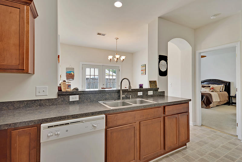 239 Westbrooke Road Summerville, SC 29486 - Photo 8 of 28 DSC_0350_DSC_0356-copy