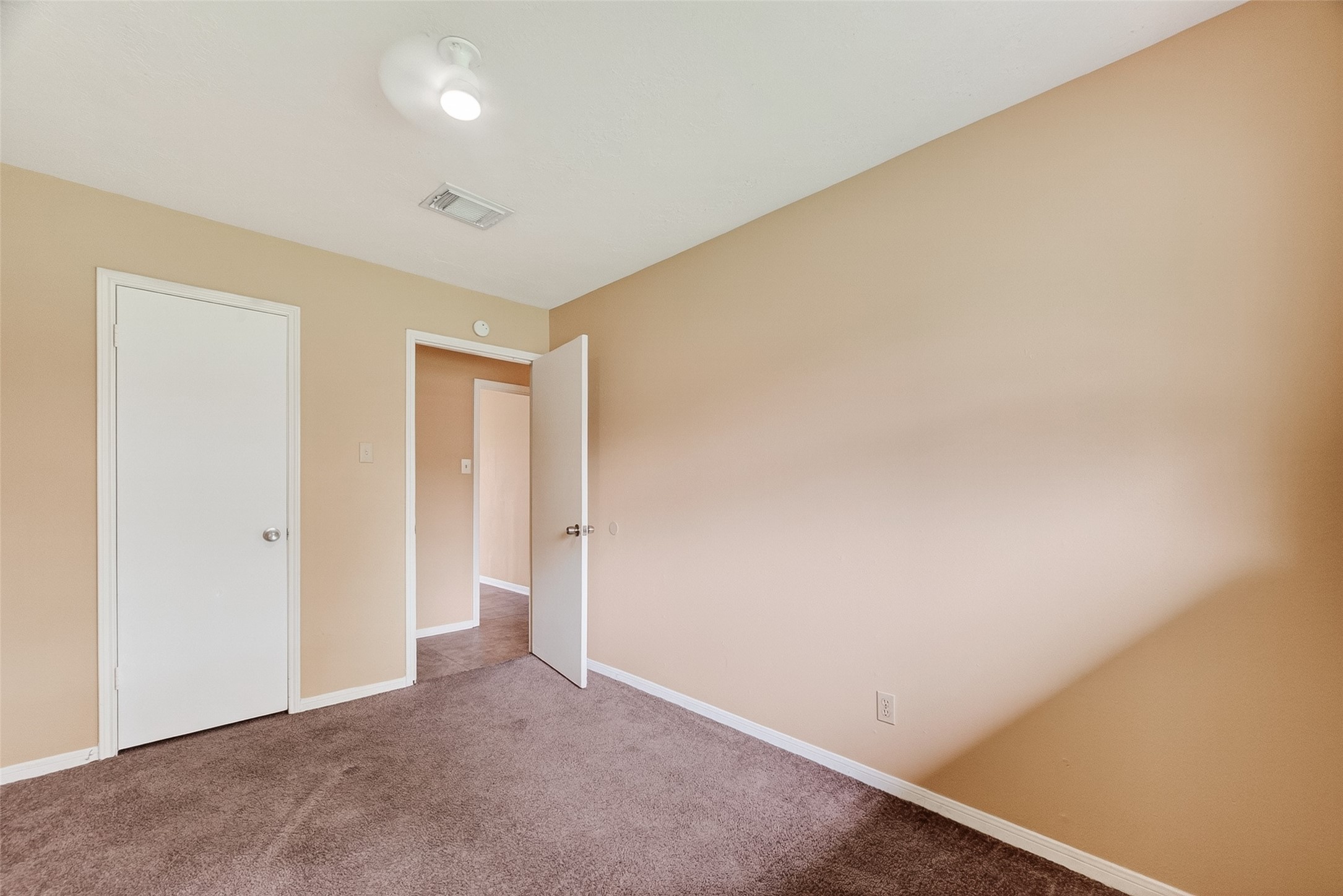 4826 Redfish Reef Drive Bacliff, TX 77518 - Photo 13 of 25 a view of an empty room