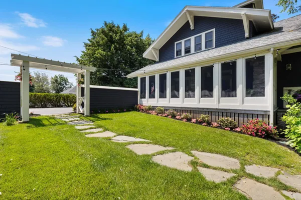 $2,550,000 | 33 Rocky Lane, Ogunquit, ME 03907