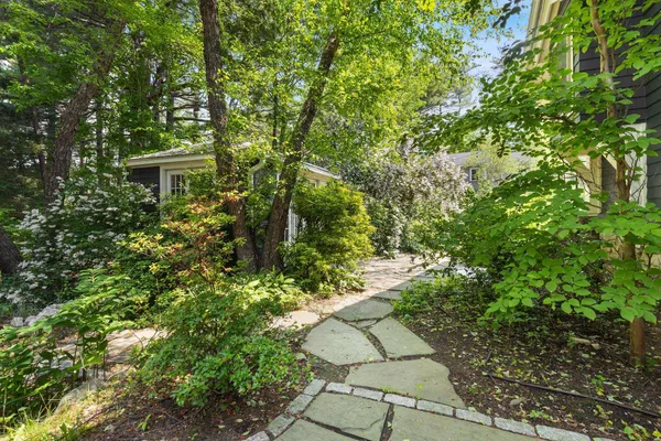 $2,550,000 | 33 Rocky Lane, Ogunquit, ME 03907