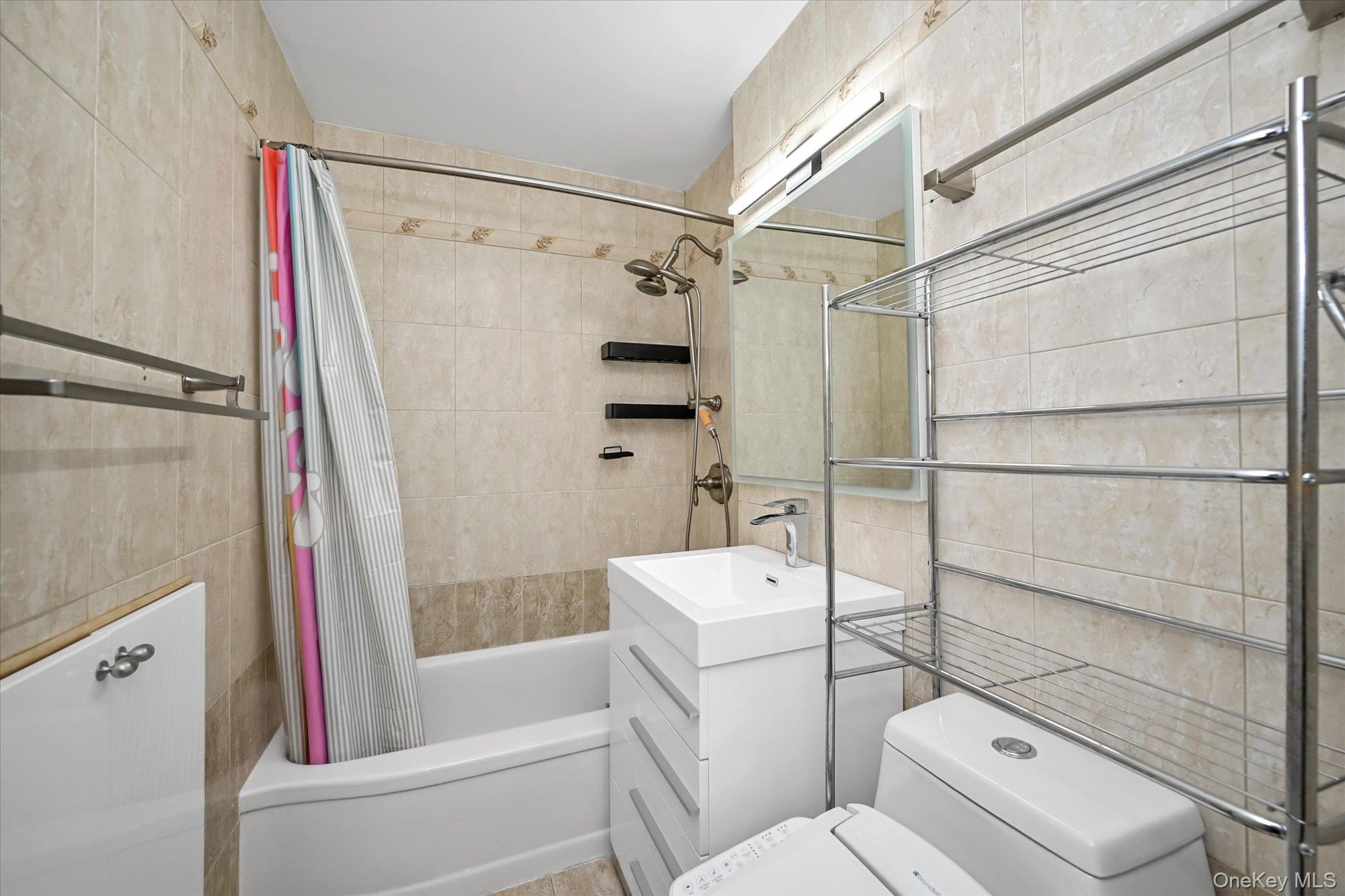 98-25 64th Road, Unit 5E Queens, NY 11374 - Photo 8 of 12