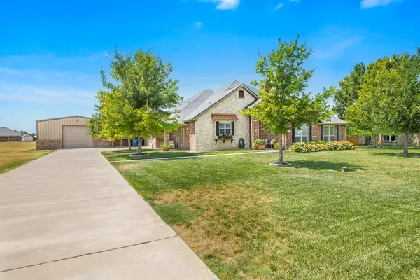 $639,900 | 20200 Quail Hollow Drive, Canyon, TX 79015
