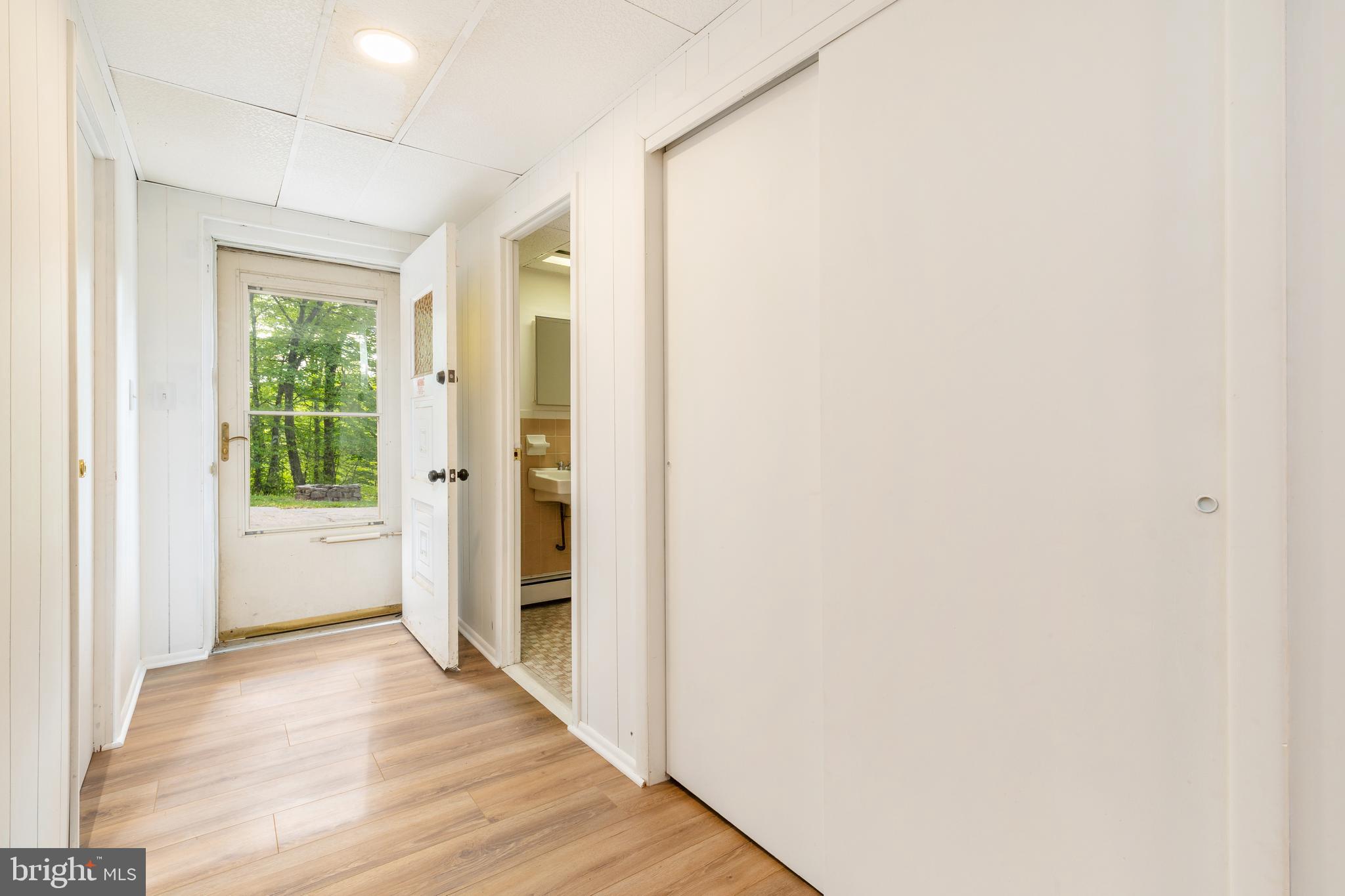 6910 Cliff Road Philadelphia, PA 19128 - Photo 13 of 23