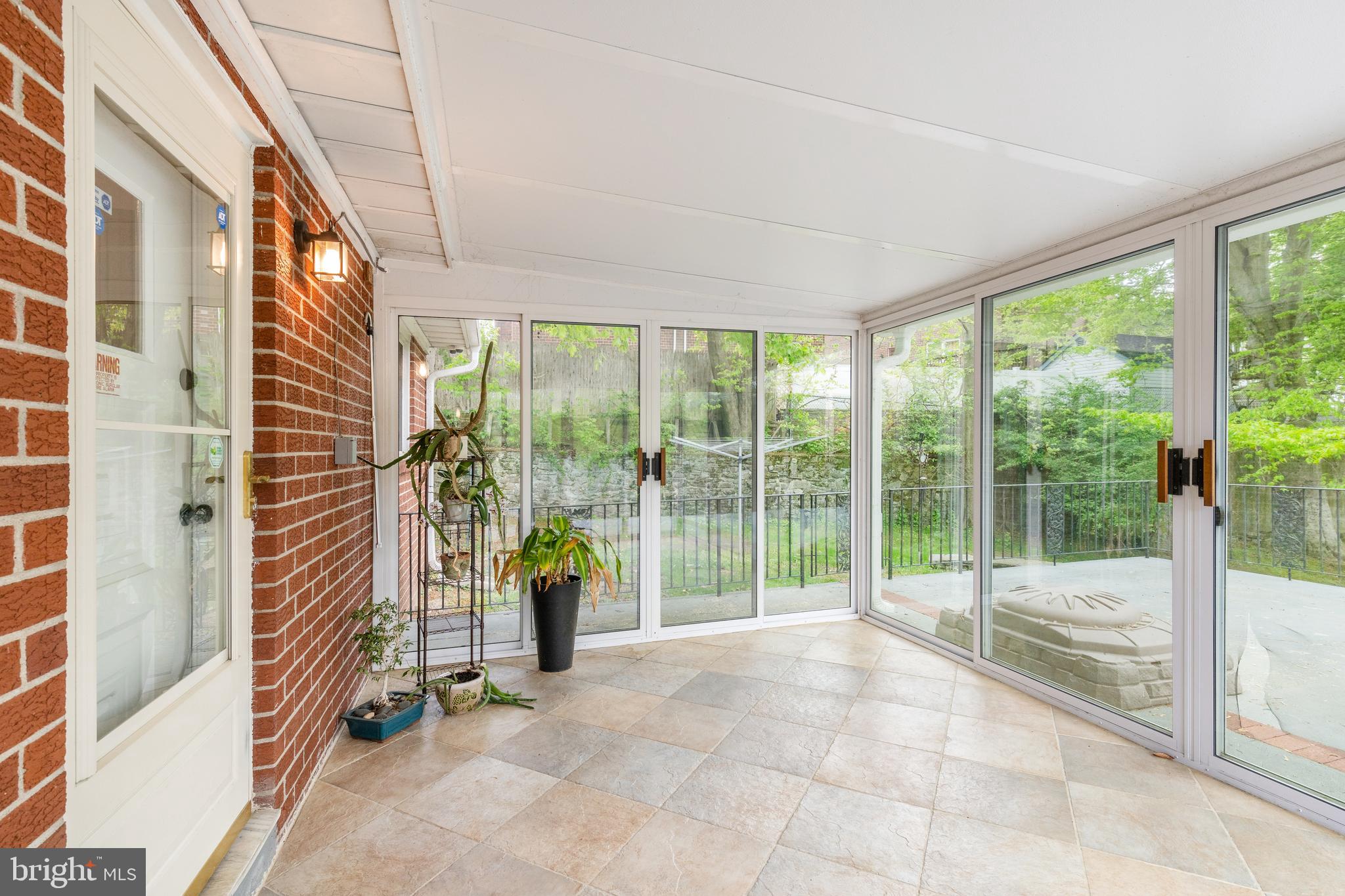 6910 Cliff Road Philadelphia, PA 19128 - Photo 16 of 23