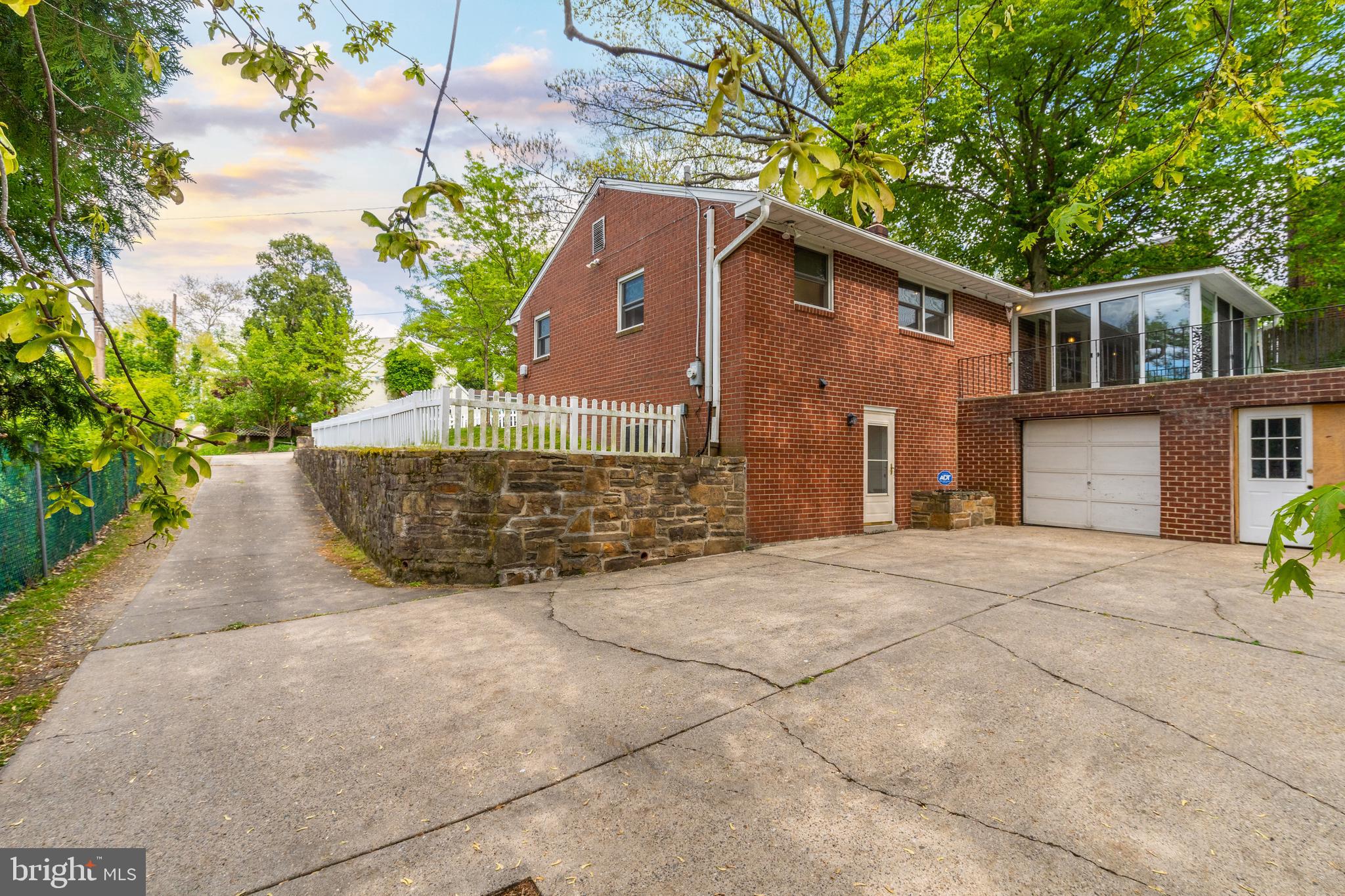 6910 Cliff Road Philadelphia, PA 19128 - Photo 20 of 23