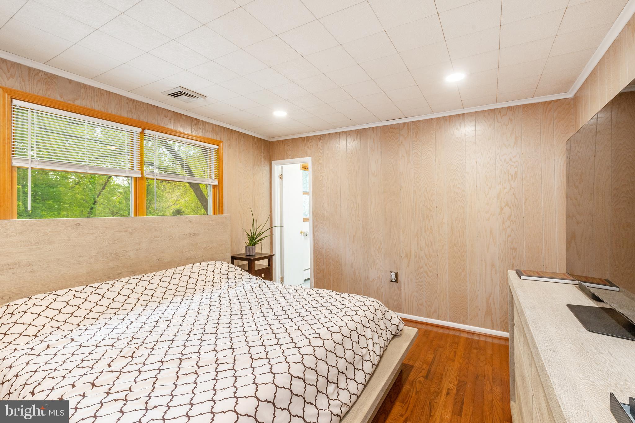 6910 Cliff Road Philadelphia, PA 19128 - Photo 6 of 23