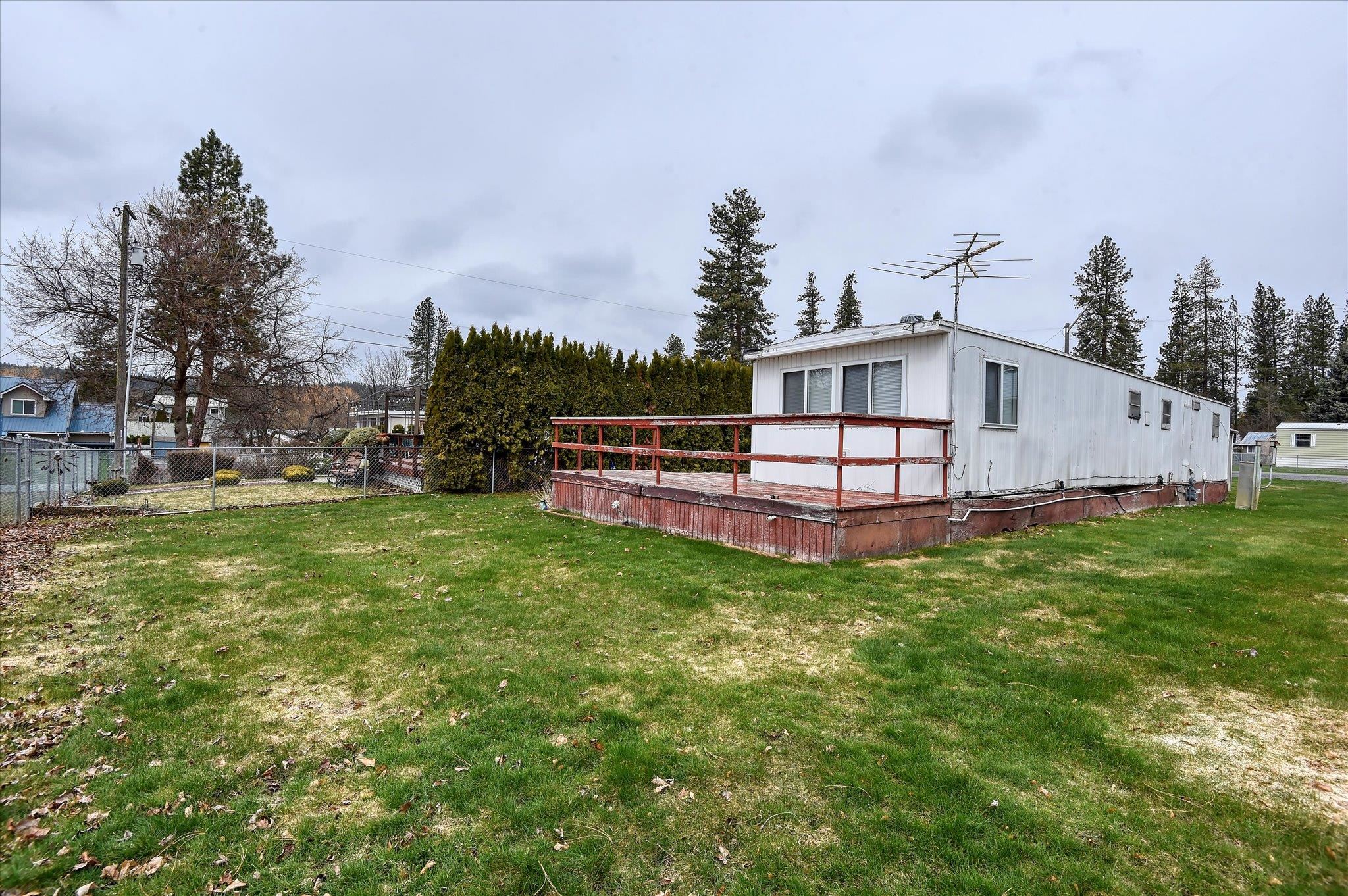 40501 Lakeside Road Loon Lake, WA 99148 - Photo 15 of 33 Gallery Image 15
