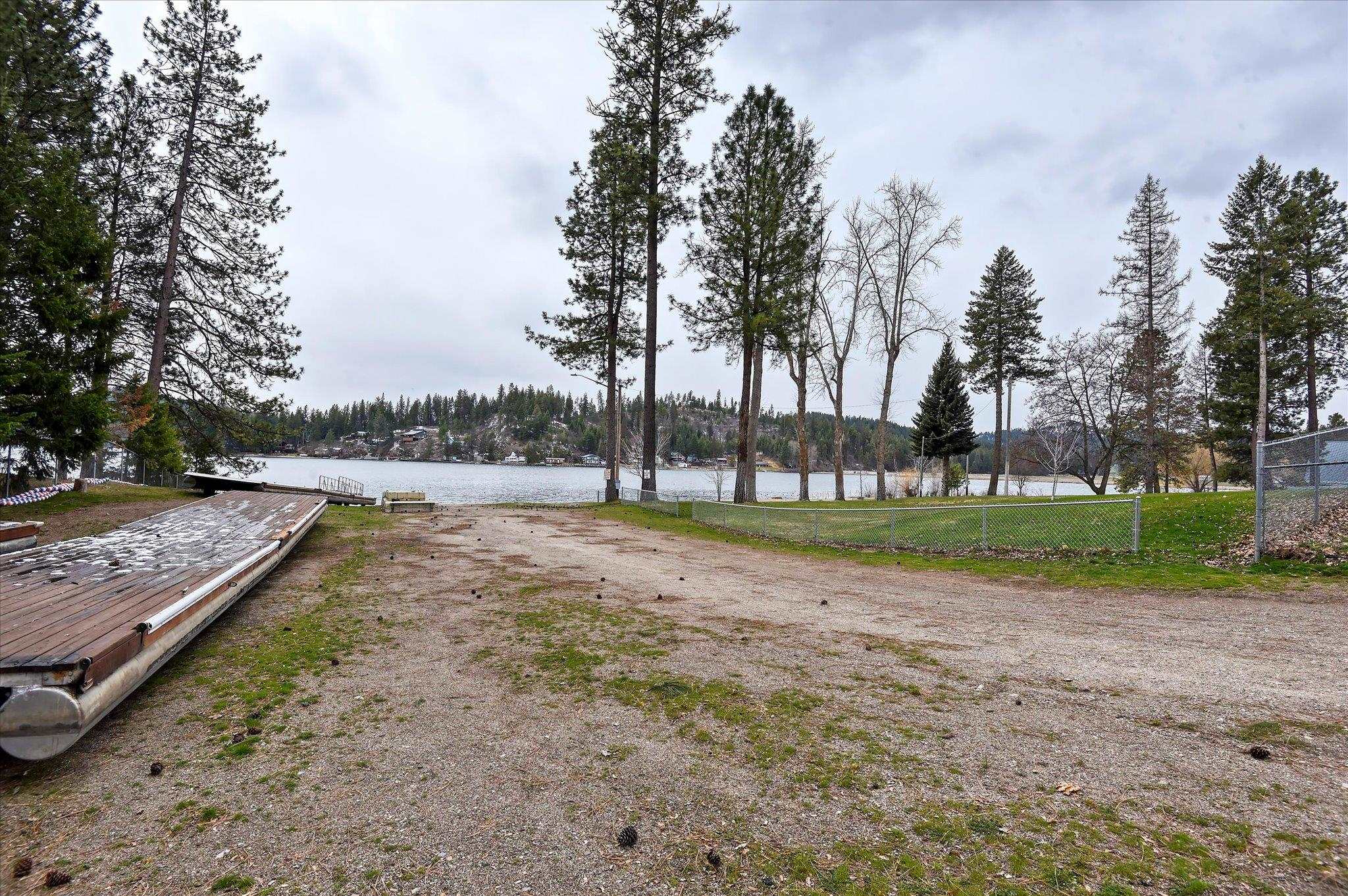 40501 Lakeside Road Loon Lake, WA 99148 - Photo 17 of 33 Gallery Image 17