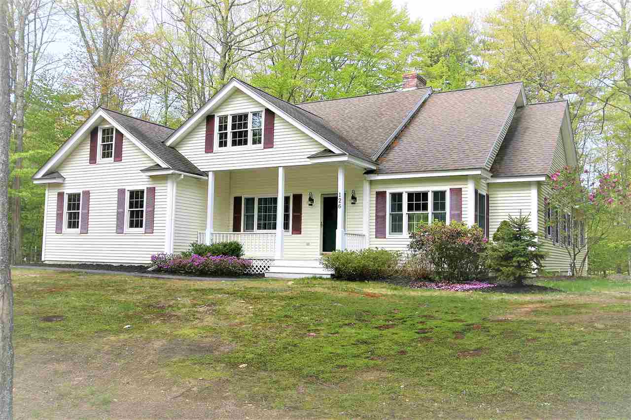126 Spruce Road Wolfeboro, NH 03894 - Photo 1 of 22 Gallery Image 1