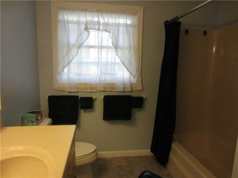 425 Pool Street Biddeford, ME 04005 - Photo 18 of 35 Bathroom.