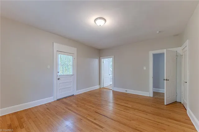 $327,000 | 122 Rosedale Circle, Winston-Salem, NC 27106