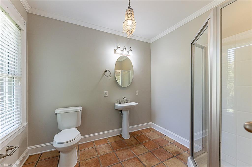 122 Rosedale Circle Winston-Salem, NC 27106 - Photo 12 of 28