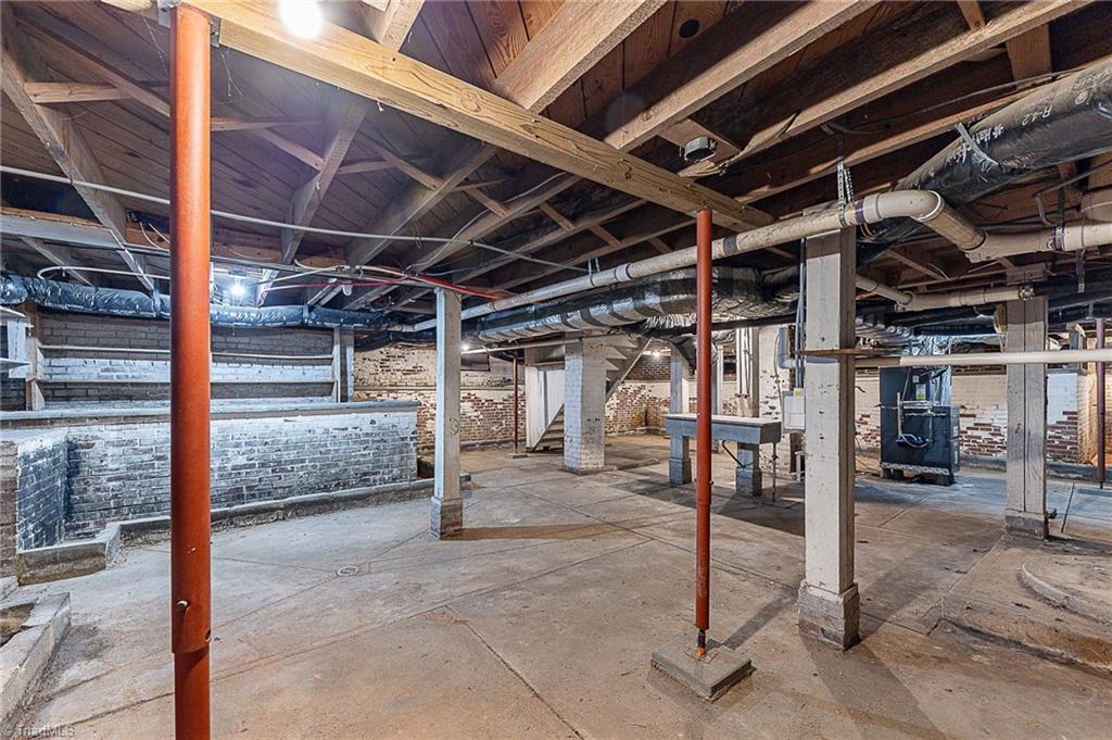 122 Rosedale Circle Winston-Salem, NC 27106 - Photo 19 of 28