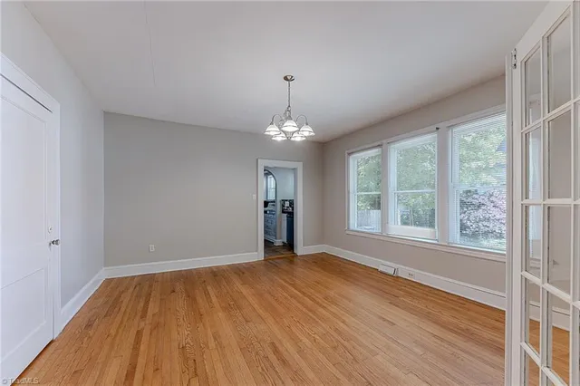 $327,000 | 122 Rosedale Circle, Winston-Salem, NC 27106