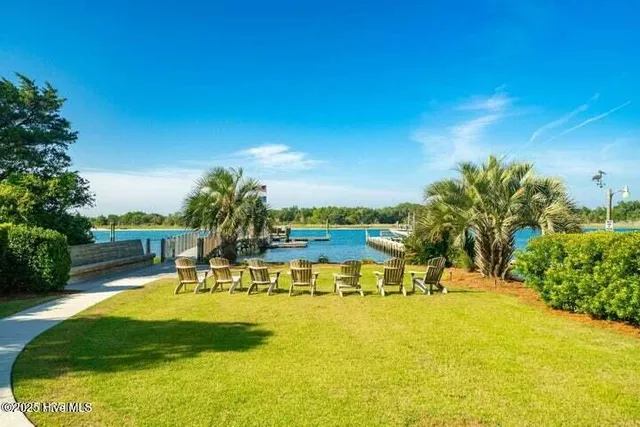 $829,900 | 435 Goldeneye Court, Beaufort, NC 28516