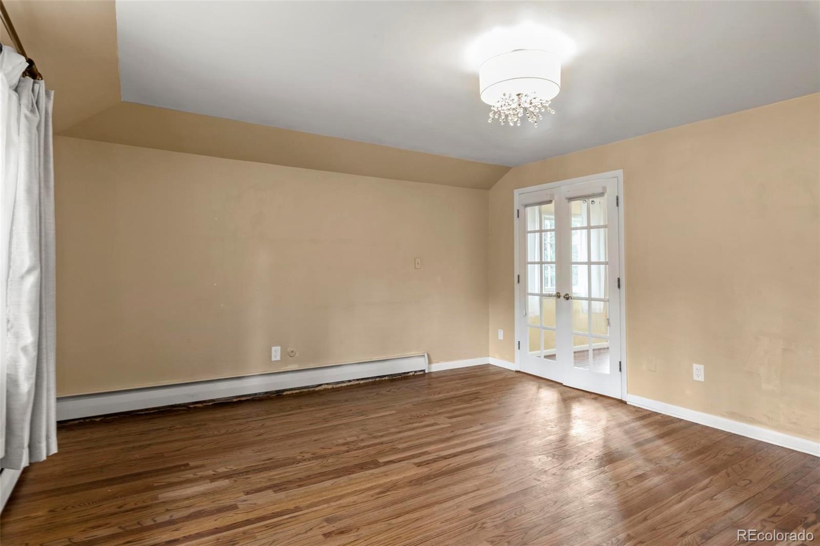 28254 Kinnikinnick Road Evergreen, CO 80439 - Photo 15 of 31 Gallery Image 15