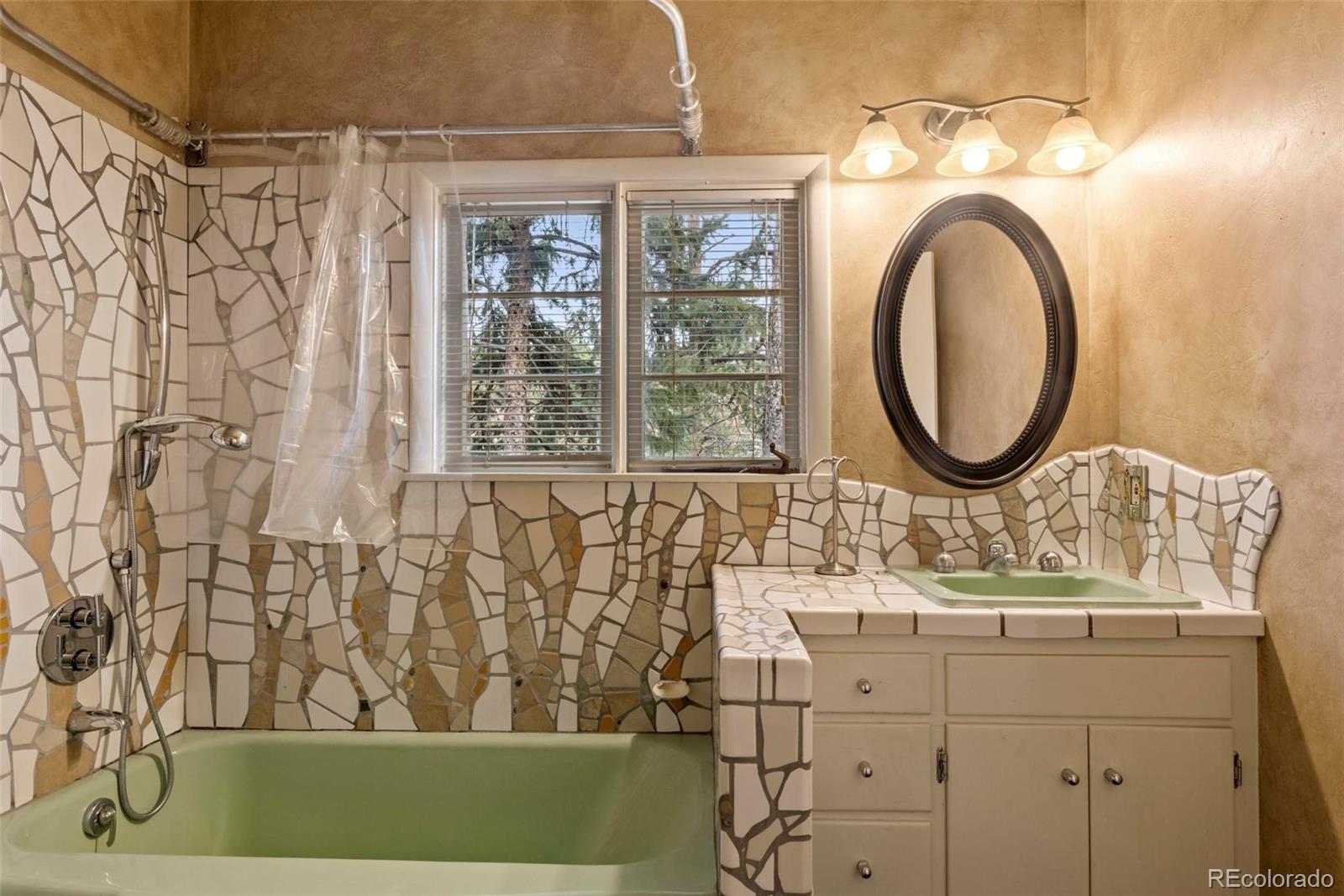 28254 Kinnikinnick Road Evergreen, CO 80439 - Photo 18 of 31 Gallery Image 18
