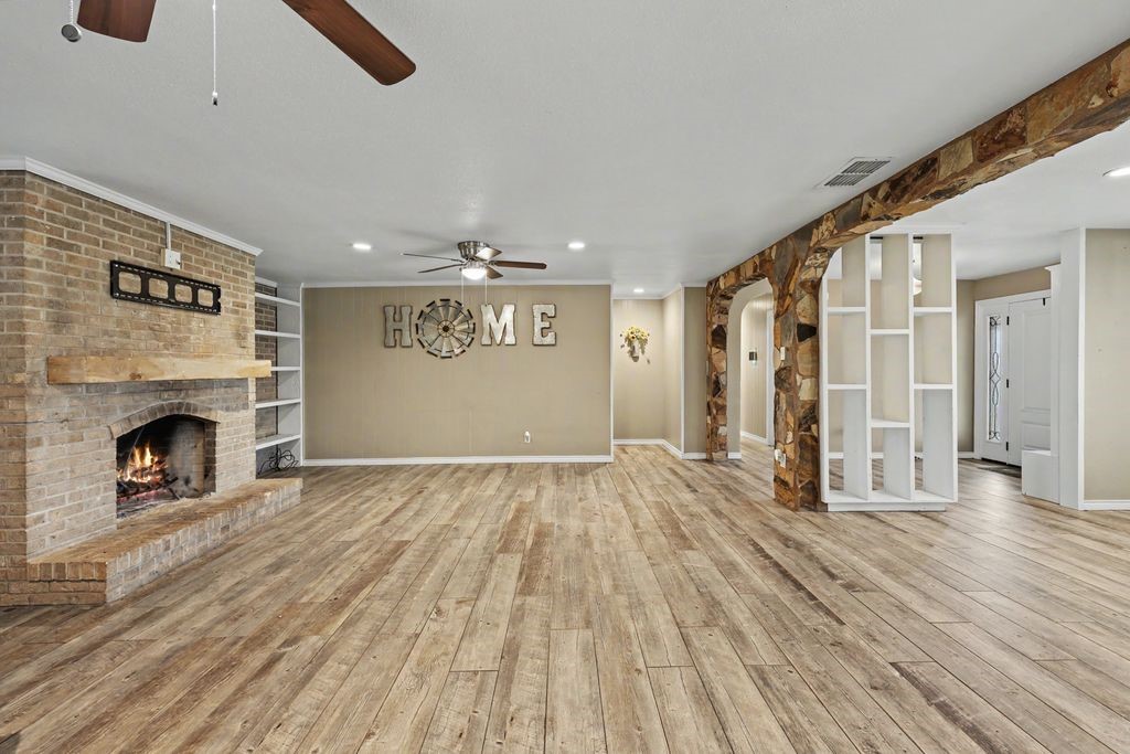 4005 Ridge Trail Robstown, TX 78380 - Photo 8 of 37 Gallery Image 8