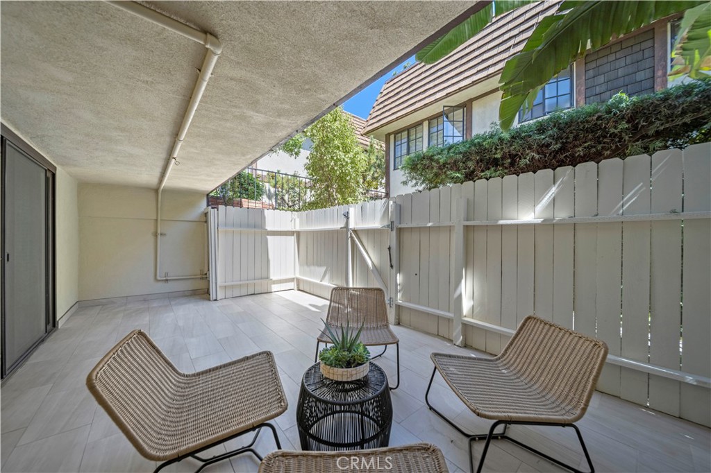 1429 Valley View Road, Unit 18 Glendale, CA 91202 - Photo 46 of 52 Gallery Image 46