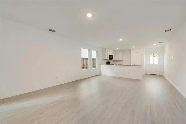 $2,399 | 244 Bable Run Drive, Little Elm, TX 75068