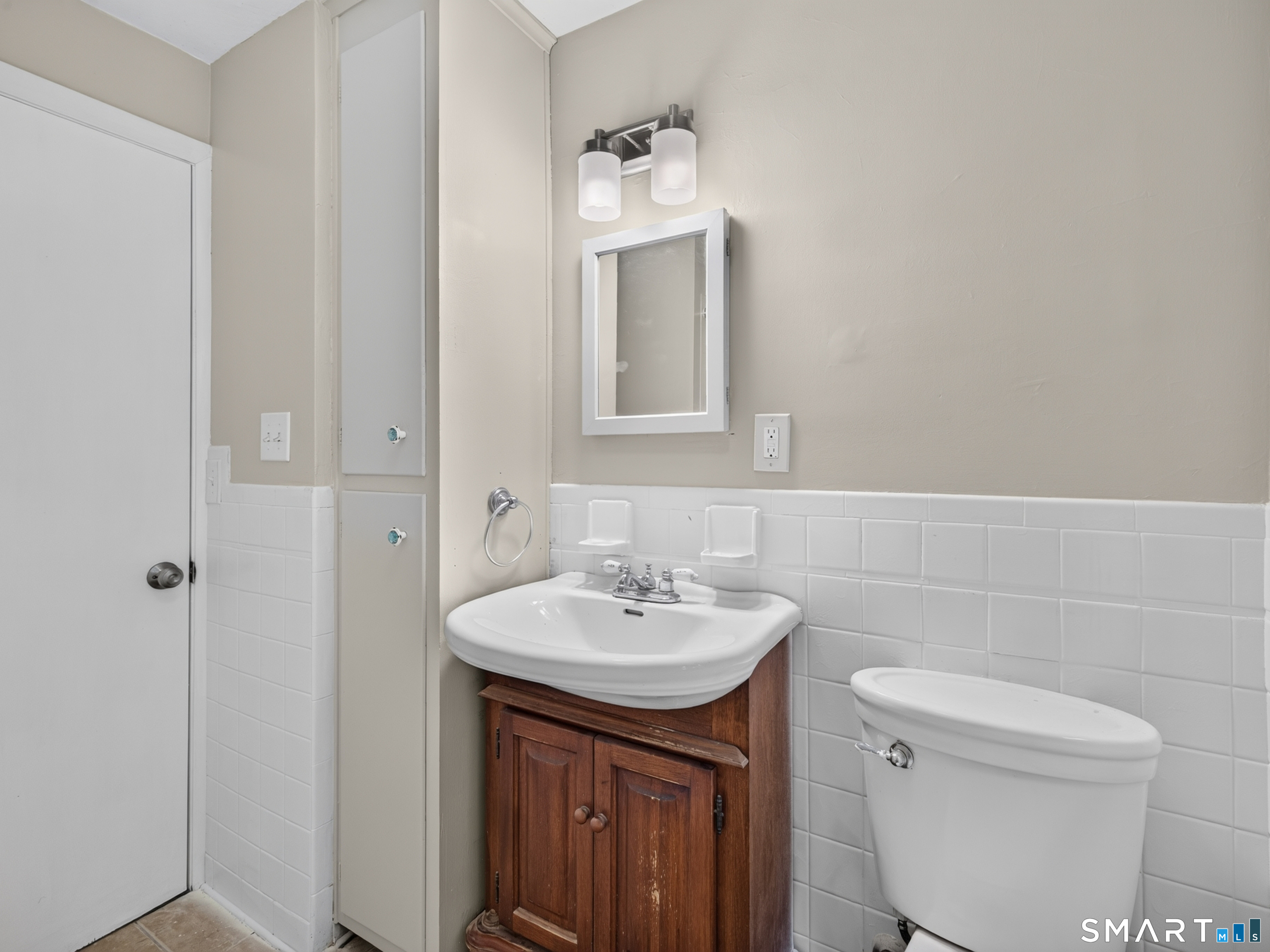 161 Broad Street Groton, CT 06340 - Photo 29 of 35