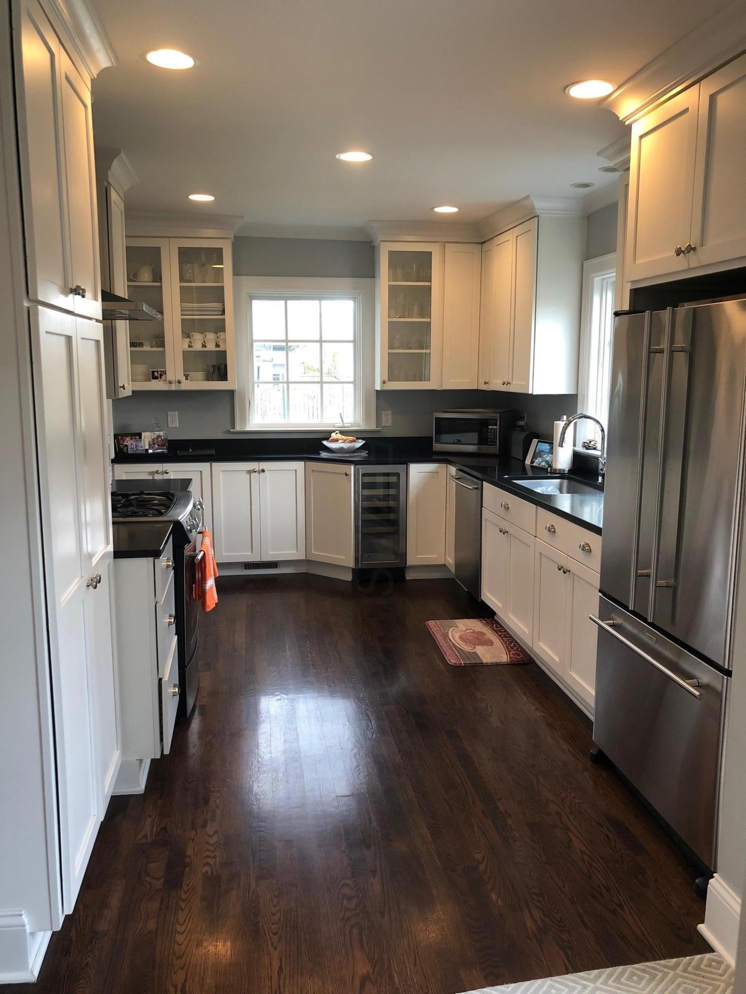 2384 Sherwood Road Columbus, OH 43209 - Photo 10 of 21
