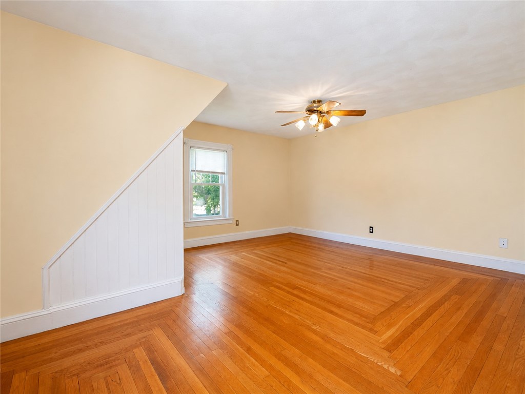 225 Hunts Avenue Pawtucket, RI 02861 - Photo 26 of 35