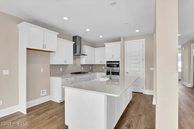 $489,456 | 6833 Fellowship Drive, Leland, NC 28451