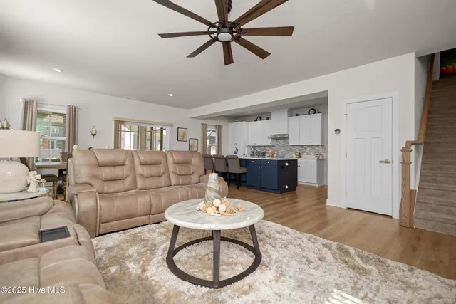 $680,000 | 210 Garland Street, Moyock, NC 27958