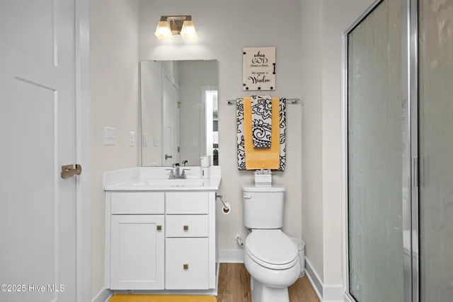 $680,000 | 210 Garland Street, Moyock, NC 27958