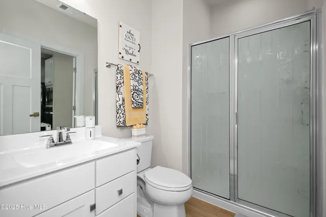 $680,000 | 210 Garland Street, Moyock, NC 27958