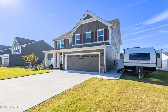 $680,000 | 210 Garland Street, Moyock, NC 27958
